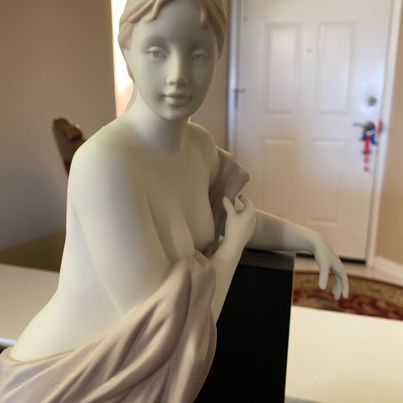 RETIRED 2008 ‘INNER BEAUTY ’ Lladro item#01016889 - Picture 14 of 16